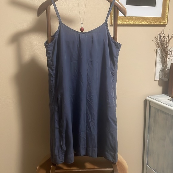 UpWest adjustable spaghetti strap dress - Picture 3 of 6